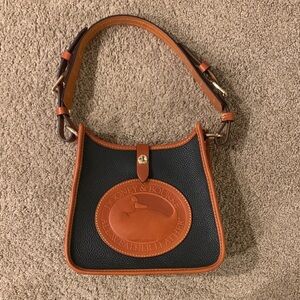 Dooney & Bourke Leather Heritage Duck Shoulder Bag in Black